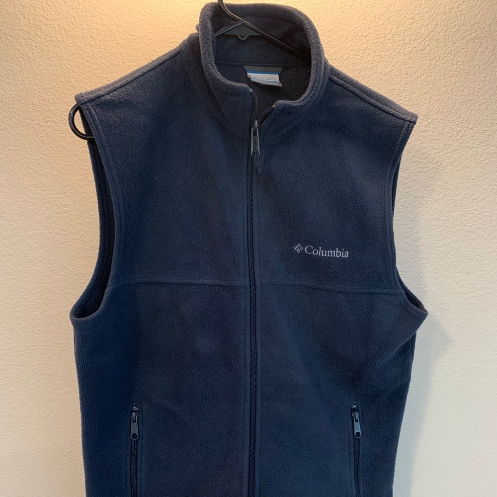 Columbia vest